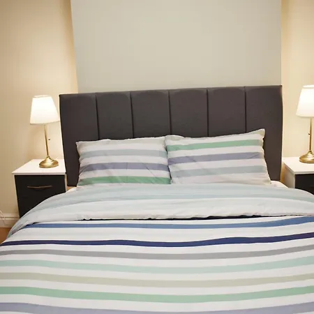 Homestay Centre In Edgbaston Near Stadium, Free Parking *